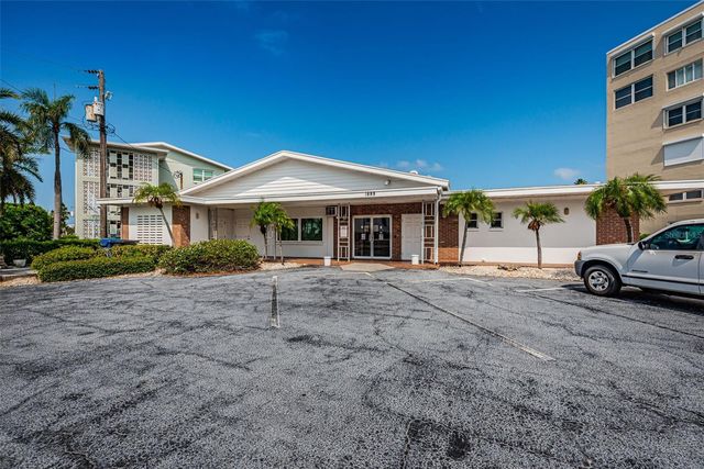 1898 SHORE DRIVE S 208, South Pasadena, FL 33707