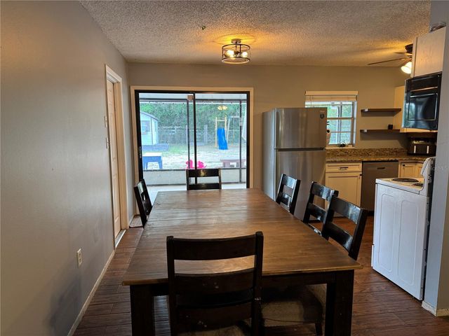 580 FERN AVENUE, Tavares, FL 32778