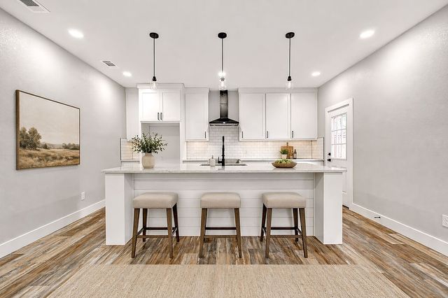 90 Live Oak Street, Alvarado, TX 76009