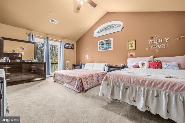 1132 CENTENNIAL DR, Fort Washington, MD 20744