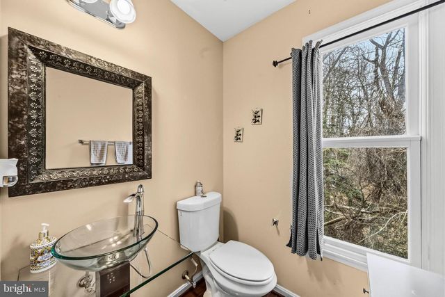 1132 CENTENNIAL DR, Fort Washington, MD 20744