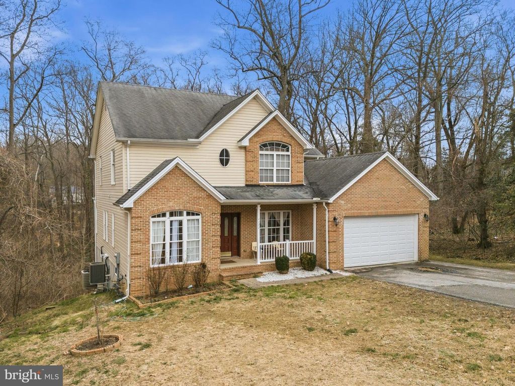 1132 CENTENNIAL DR, Fort Washington, MD 20744