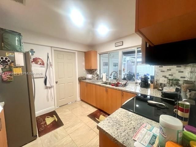 10631 NW 28th St, Sunrise, FL 33322