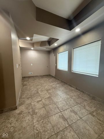 219 N Wabash Street, Cayuga, IN 47928