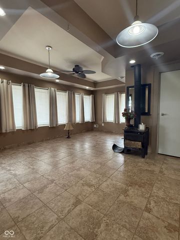 219 N Wabash Street, Cayuga, IN 47928