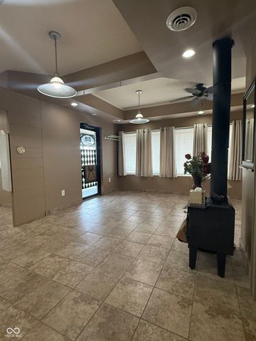 219 N Wabash Street, Cayuga, IN 47928