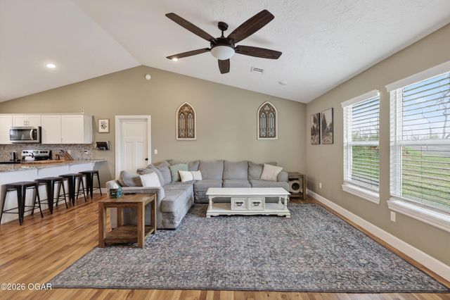 399 Hilltop Drive, Anderson, MO 64831