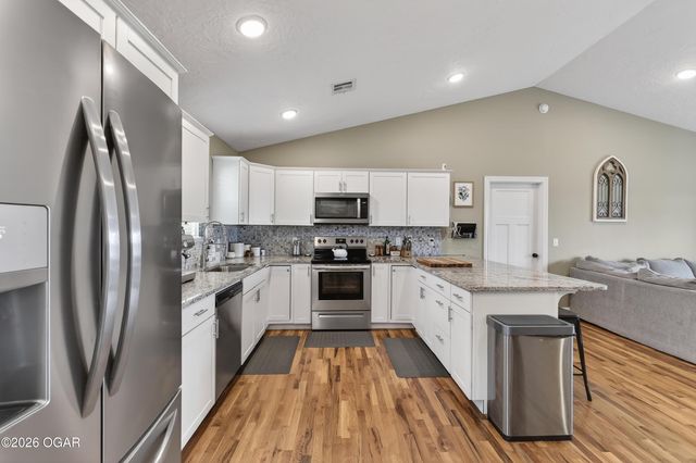 399 Hilltop Drive, Anderson, MO 64831