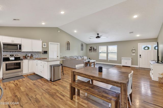 399 Hilltop Drive, Anderson, MO 64831