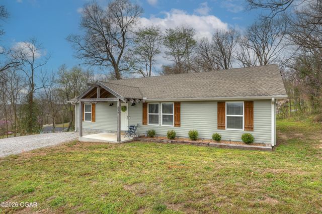 399 Hilltop Drive, Anderson, MO 64831