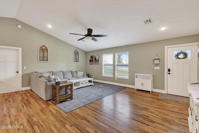 399 Hilltop Drive, Anderson, MO 64831