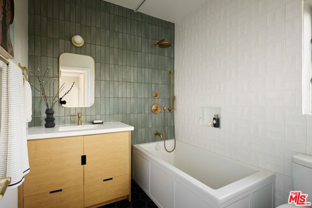 12906 Warren Avenue, Los Angeles, CA 90066