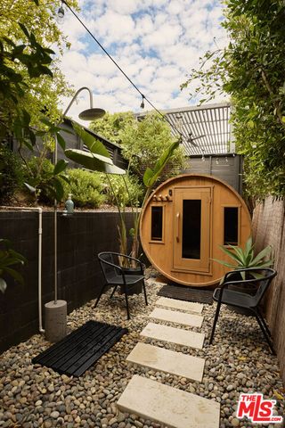 12906 Warren Avenue, Los Angeles, CA 90066