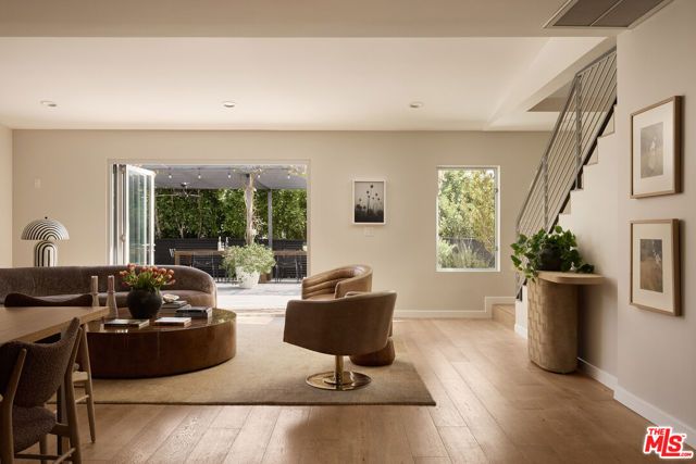 12906 Warren Avenue, Los Angeles, CA 90066