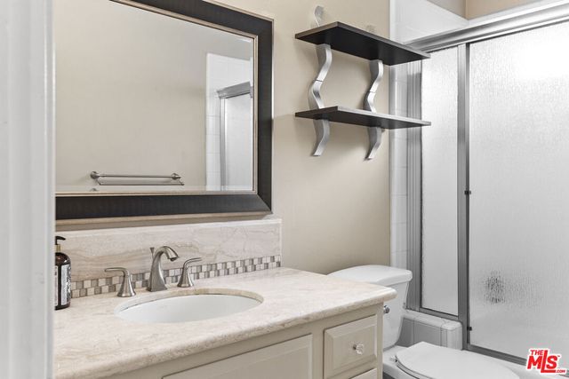 11008 Bright Water Way, Bakersfield, CA 93311