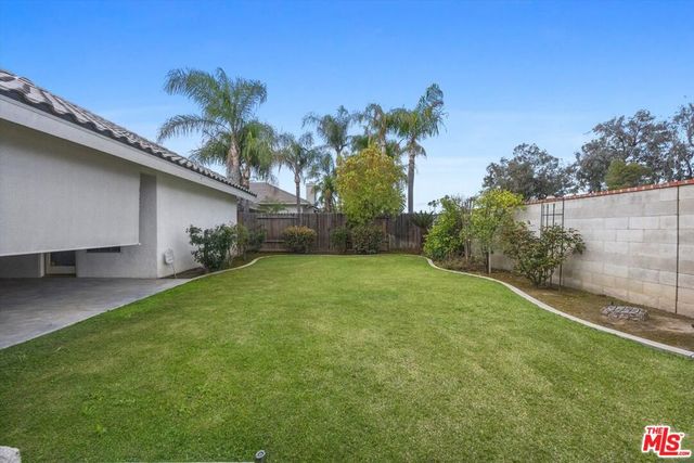 11008 Bright Water Way, Bakersfield, CA 93311