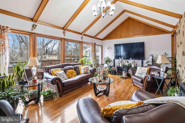 3625 CROOKED HILL RD, Harrisburg, PA 17110