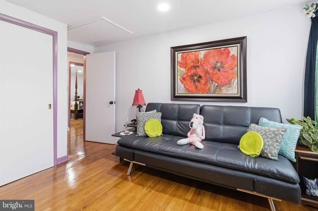 3625 CROOKED HILL RD, Harrisburg, PA 17110