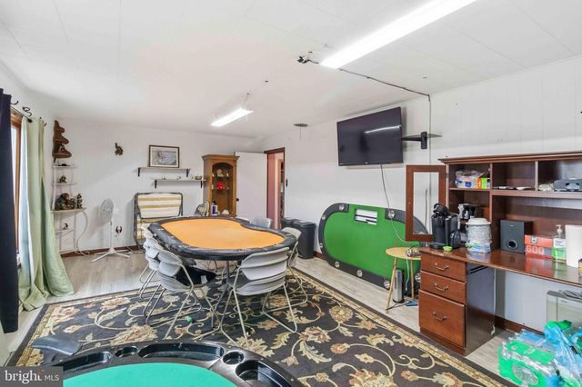 3625 CROOKED HILL RD, Harrisburg, PA 17110