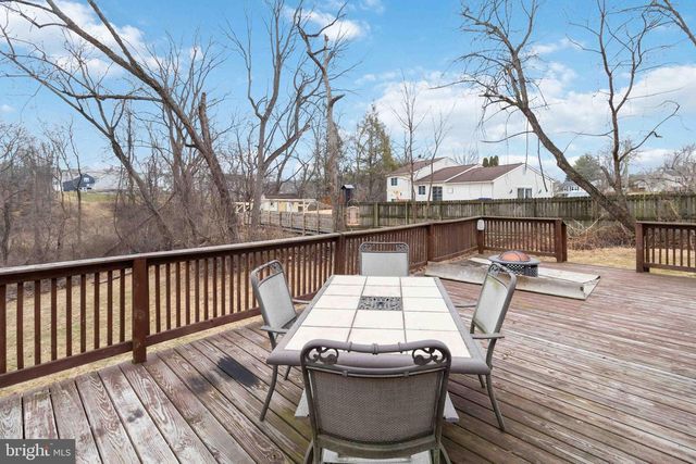 3625 CROOKED HILL RD, Harrisburg, PA 17110