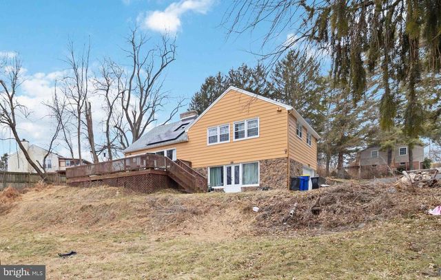 3625 CROOKED HILL RD, Harrisburg, PA 17110
