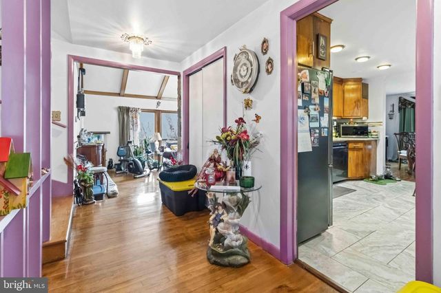 3625 CROOKED HILL RD, Harrisburg, PA 17110