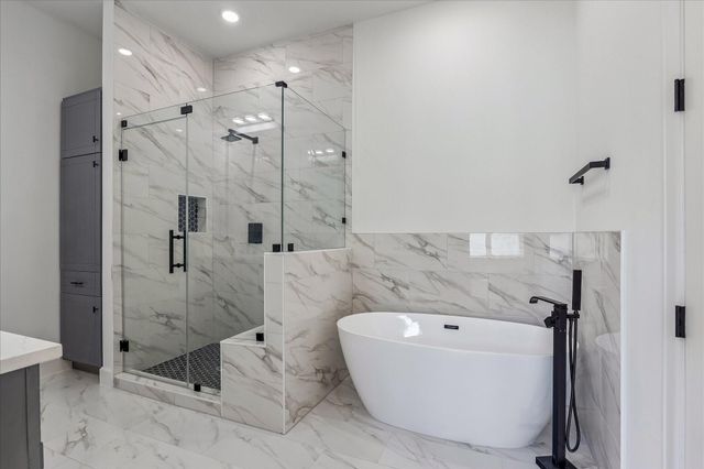 9426 Campbell Road A, Houston, TX 77080