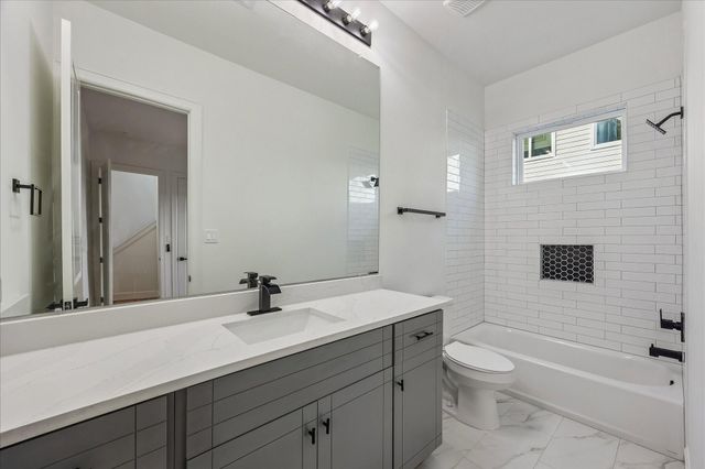 9426 Campbell Road A, Houston, TX 77080