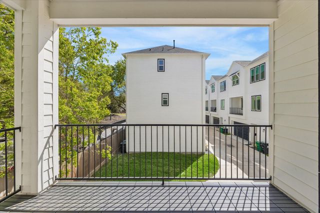 9426 Campbell Road A, Houston, TX 77080