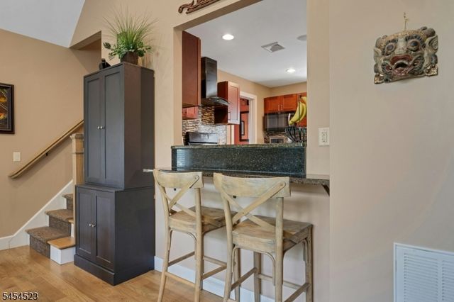 19 Tourne Rd, Boonton Twp., NJ 07005