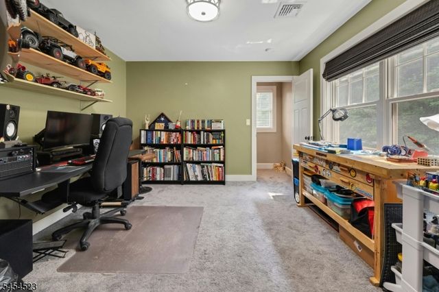 19 Tourne Rd, Boonton Twp., NJ 07005