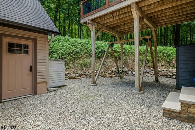 19 Tourne Rd, Boonton Twp., NJ 07005