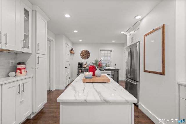 129 Grumman Avenue, Norwalk, CT 06851