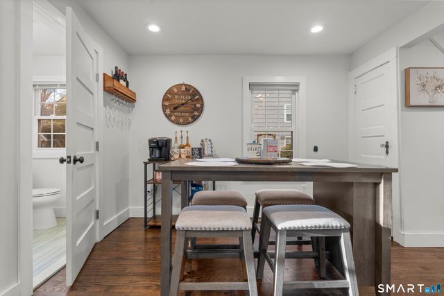 129 Grumman Avenue, Norwalk, CT 06851