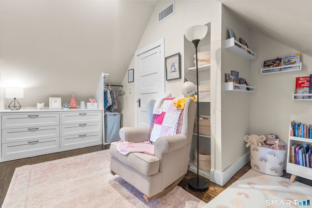 129 Grumman Avenue, Norwalk, CT 06851