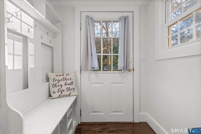 129 Grumman Avenue, Norwalk, CT 06851