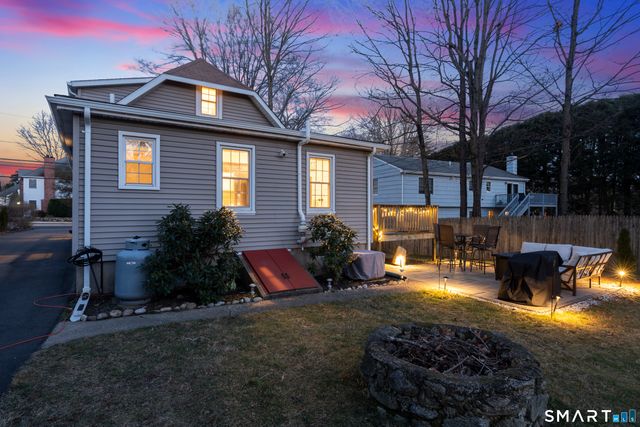 129 Grumman Avenue, Norwalk, CT 06851