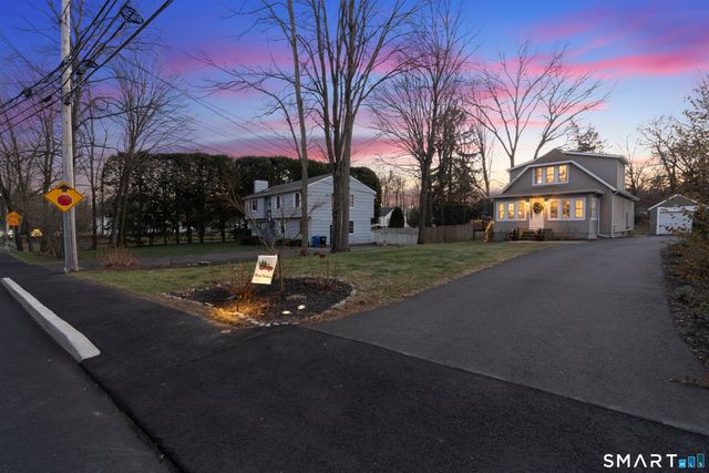 129 Grumman Avenue, Norwalk, CT 06851