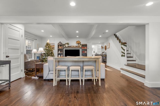 129 Grumman Avenue, Norwalk, CT 06851