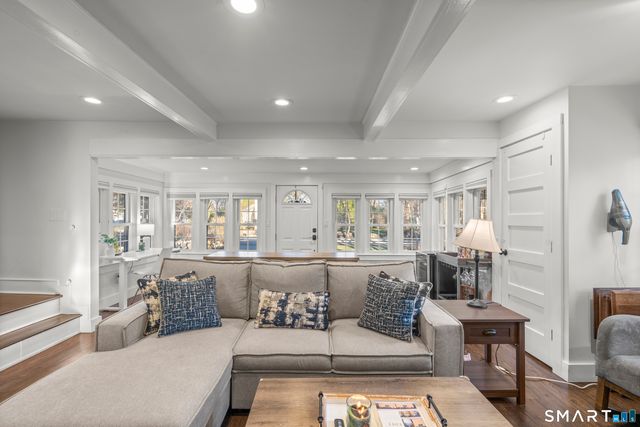 129 Grumman Avenue, Norwalk, CT 06851