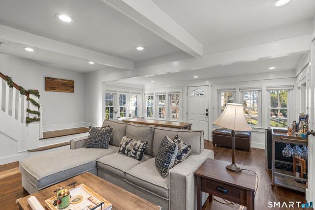 129 Grumman Avenue, Norwalk, CT 06851