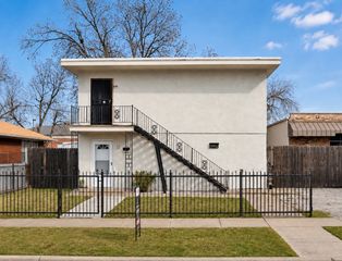 3039 College Avenue, Fort Worth, TX 76110