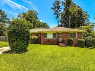 2525 Tredway Drive, Macon, GA 31211
