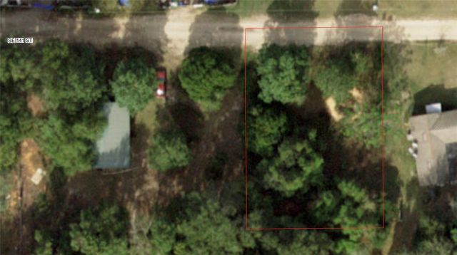 20180 SE 141ST STREET, Umatilla, FL 32784