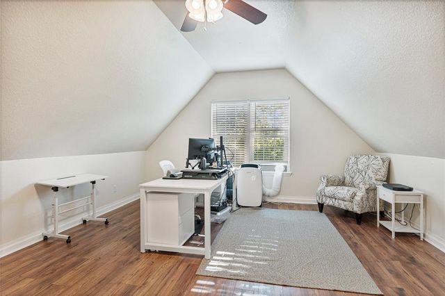 5318 E Plantation Oaks Drive, Arcola, TX 77583