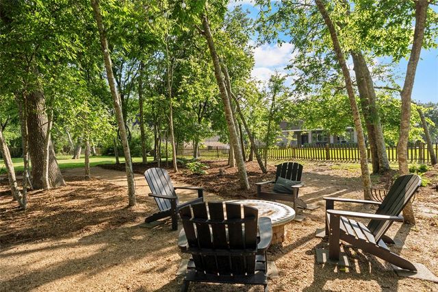 5318 E Plantation Oaks Drive, Arcola, TX 77583