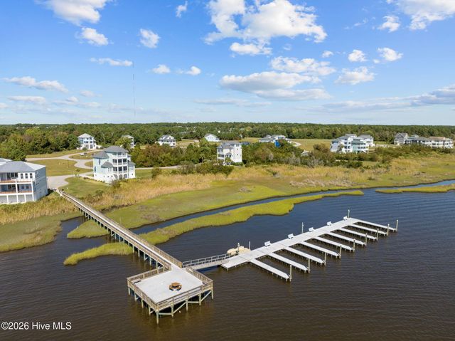 421 Summerhouse Drive, Holly Ridge, NC 28445
