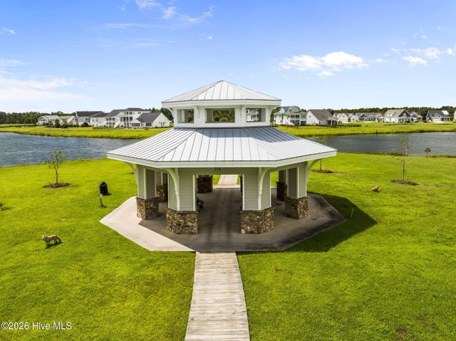421 Summerhouse Drive, Holly Ridge, NC 28445