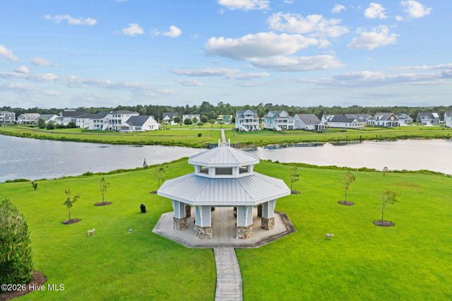 421 Summerhouse Drive, Holly Ridge, NC 28445