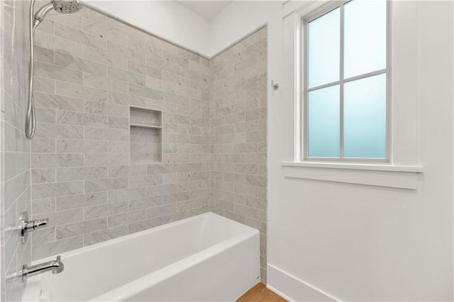 263 11th Street, Fayetteville, AR 72701